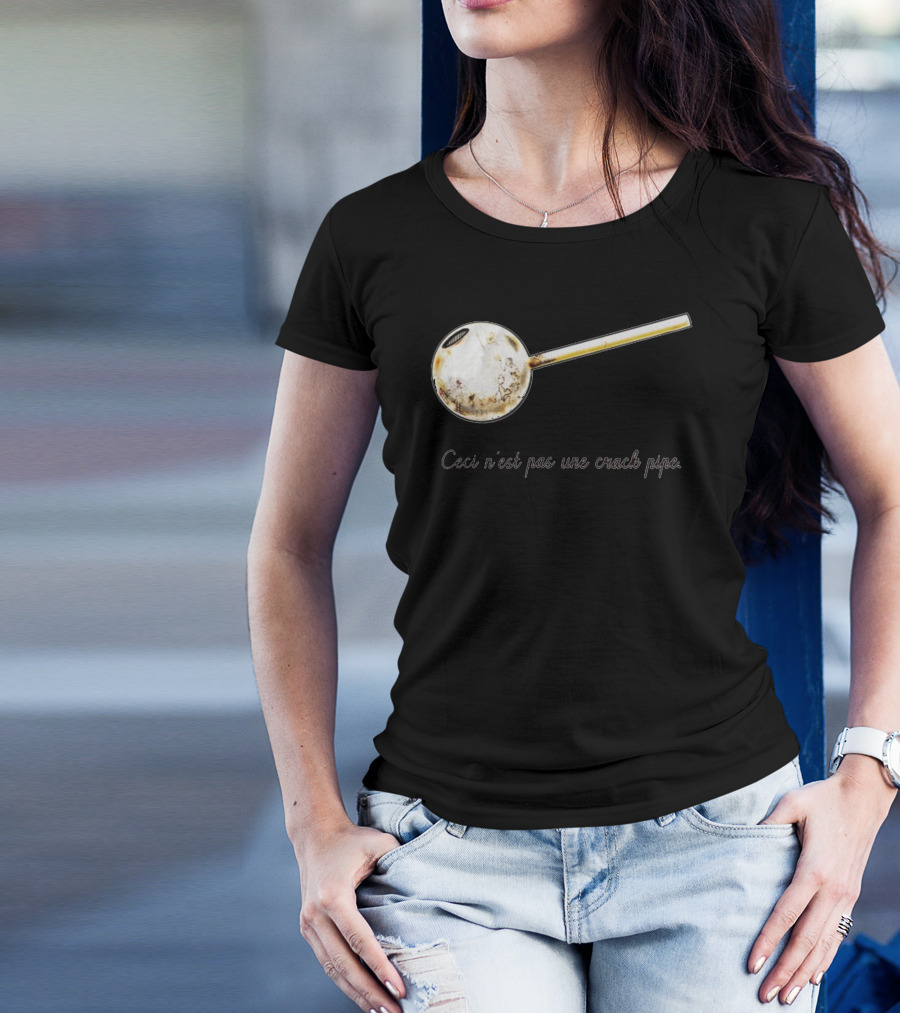 Ceci N'est Pas Une Crack Pipe Rene Magritte Reference T-Shirt