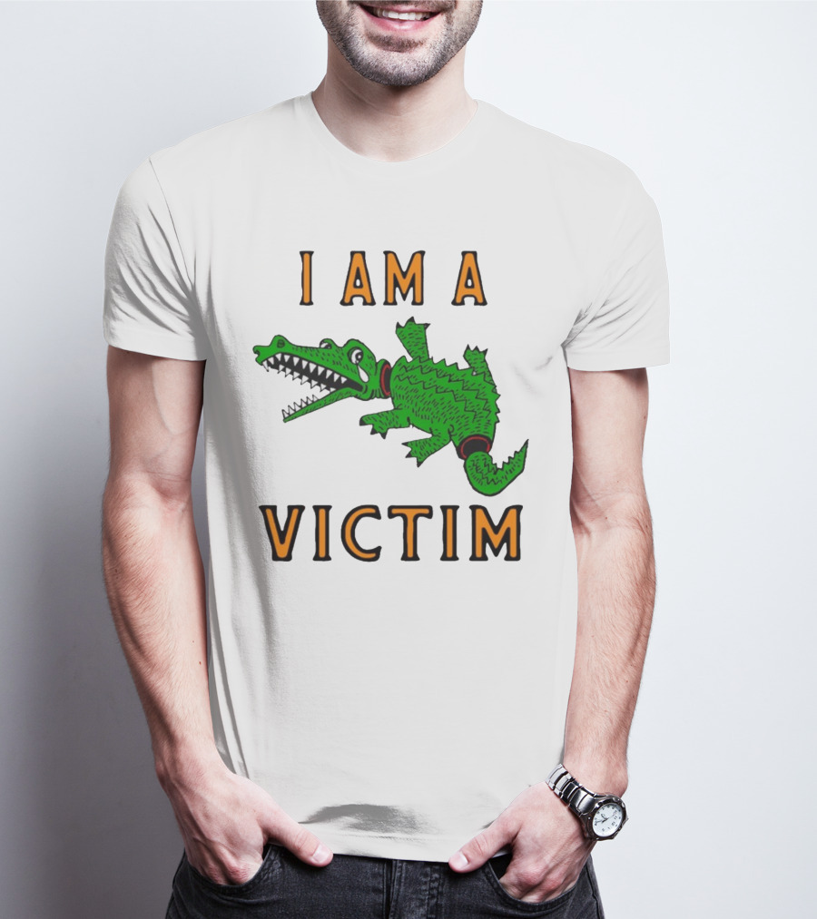 I Am A Victim Green Crocodile Cartoon T-Shirt