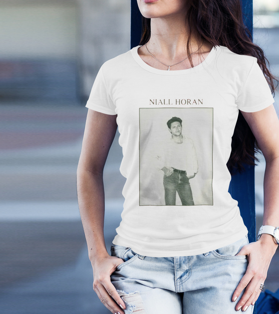 Niall Horan Black And White Vintage Style Photo T-Shirt