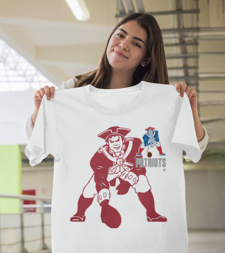 New England Patriots Retro Pat Patriot Football T-Shirt