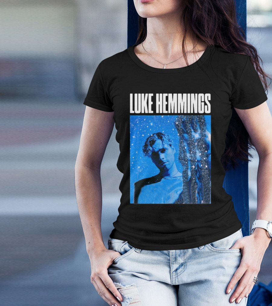 Luke Hemmings Live At The Fonda June 08 Blue Starry Night Aesthetic T-Shirt