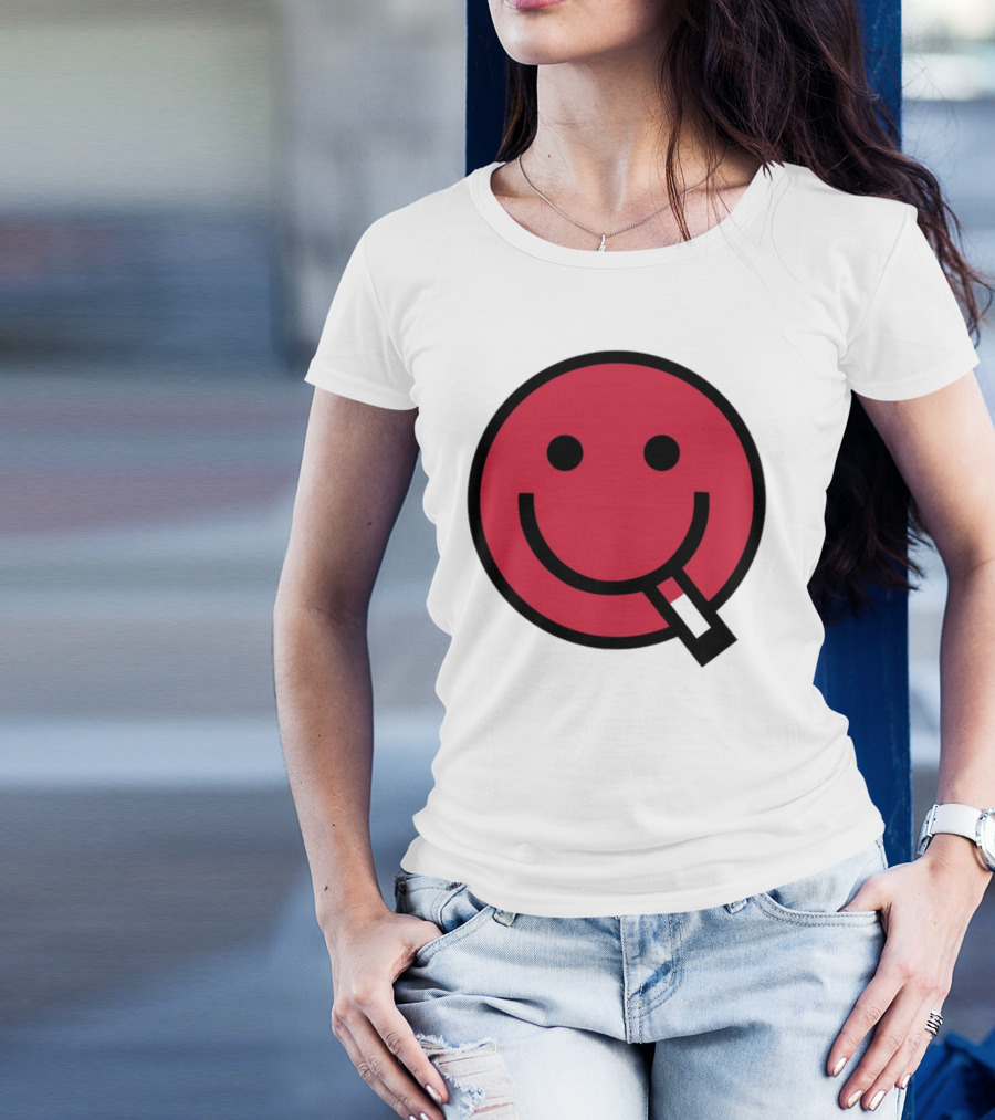 Shopsludgelife Cyggy Smiley Face Tongue T-Shirt