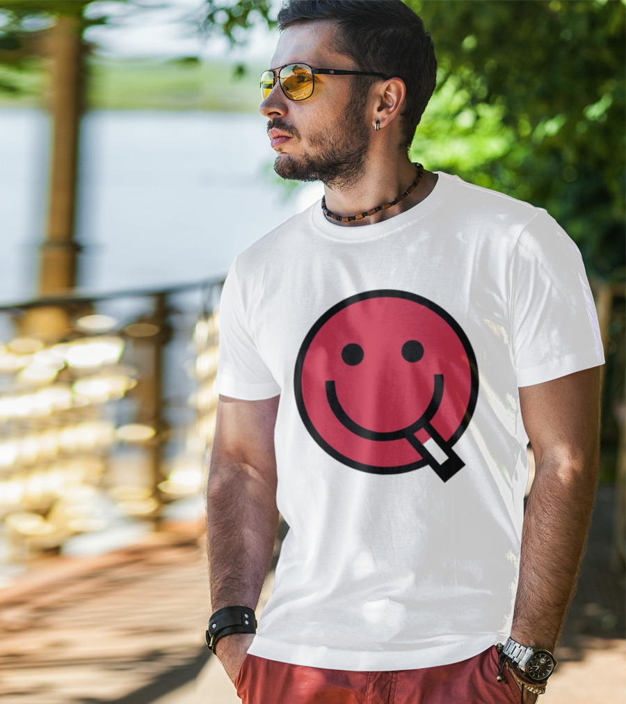 Shopsludgelife Cyggy Smiley Face Tongue T-Shirt