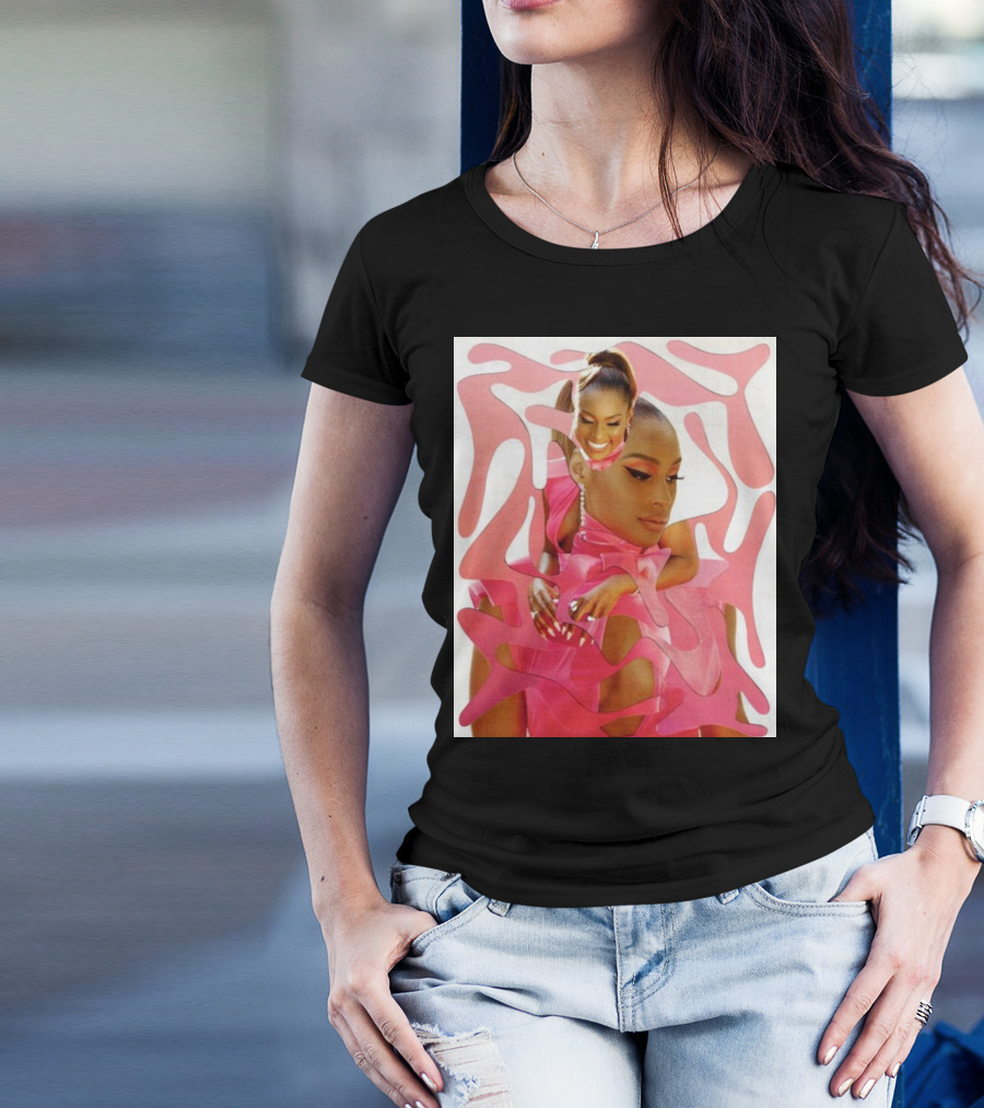 Ian Woods Issa Rae At The Barbie Fragmented Pink T-Shirt