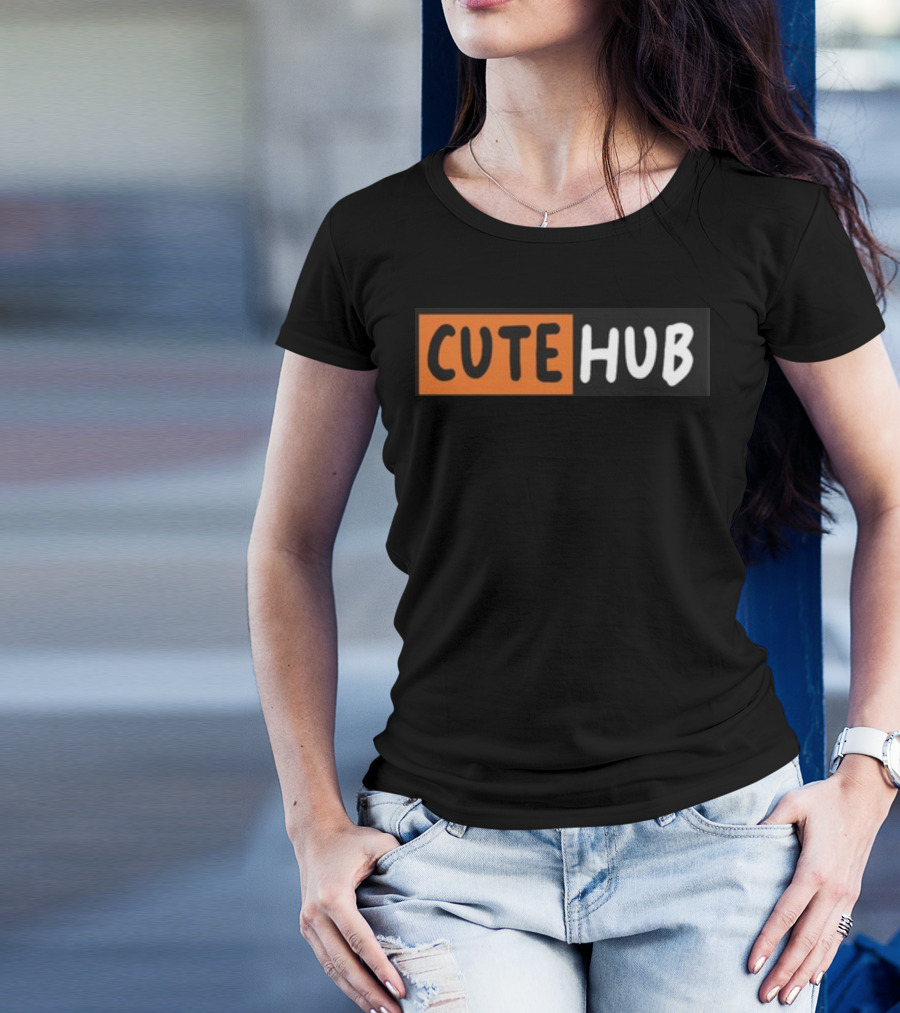 CUTE HUB Bold Contrast T-Shirt