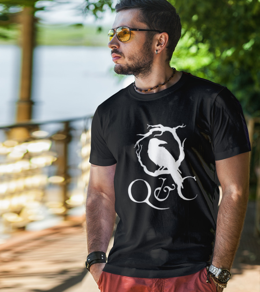 Q&C Heavyweight Bird Silhouette In Tree Branch Circle T-Shirt