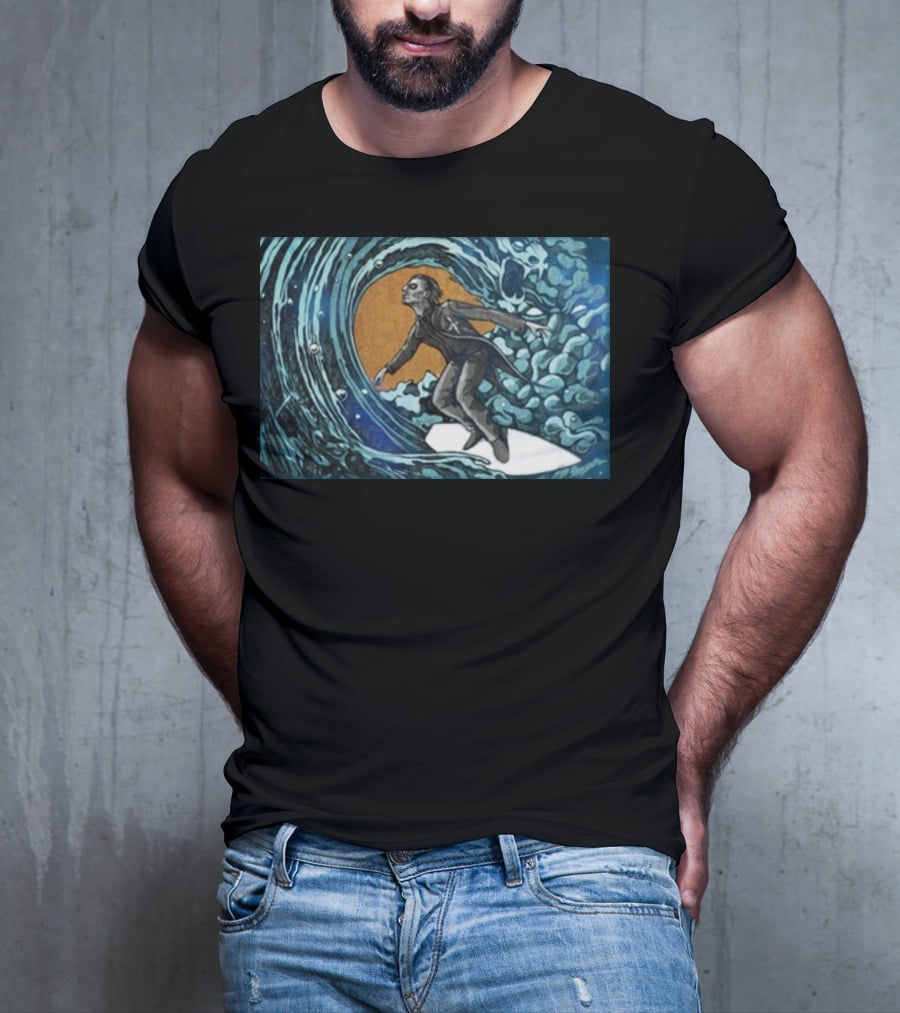 Michael Myers Surfing Massive Wave Halloween T-Shirt