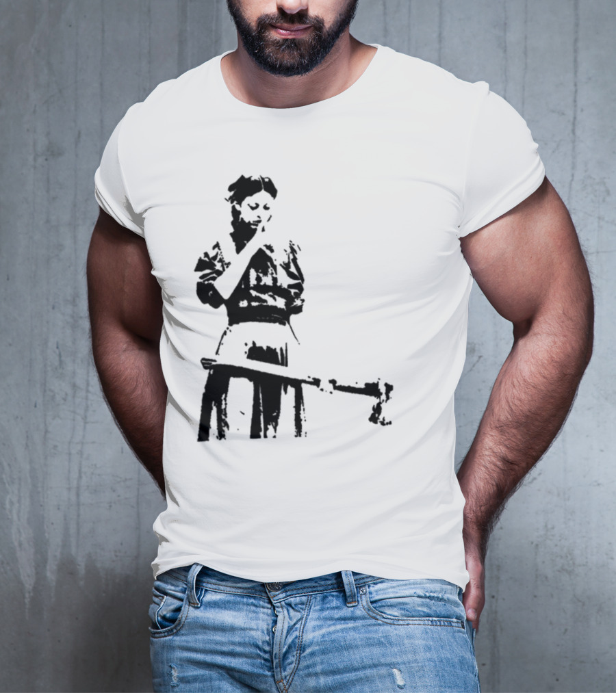 Mia Goth Pearl Film Character With Weapon T-Shirt