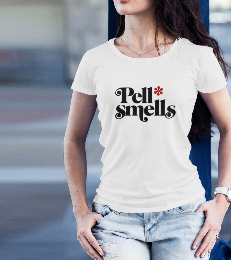 Pell Smells Vintage-Style Retro Flower Accent T-Shirt