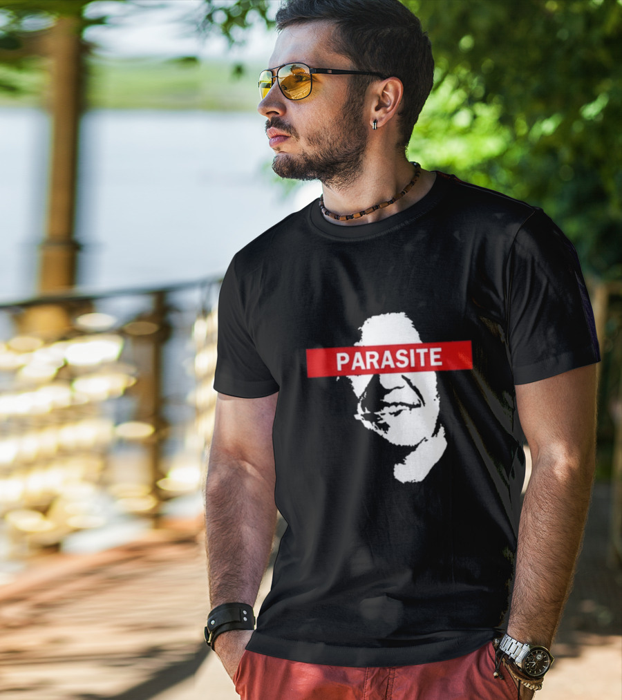 Nabunturanguy Davaomigrant Parasite Face Red Bar Iconic T-Shirt