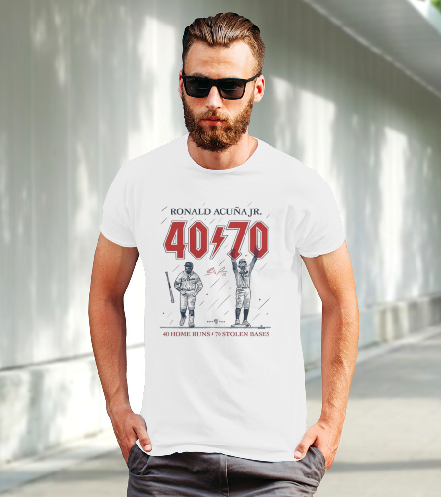 Ronald Acuña Jr 40 70 40 Home Runs 70 Stolen Bases T-Shirt