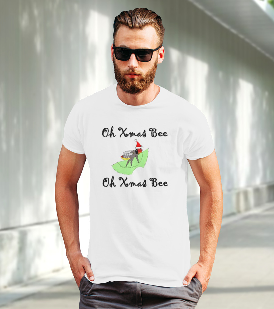 Oh Xmas Bee Santa Hat Festive Holiday Image T-Shirt