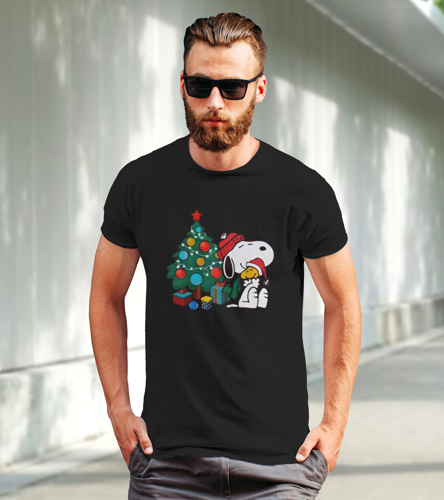 Snoopy And Woodstock Celebrating Christmas By The Tree T-Shirt