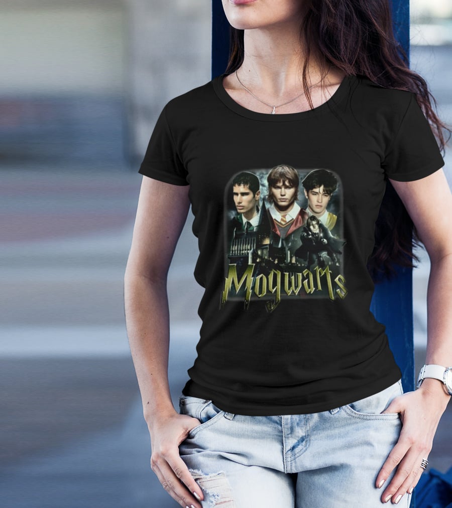 Galleryno8 Mogwarts Hogwarts-Inspired Magic School T-Shirt