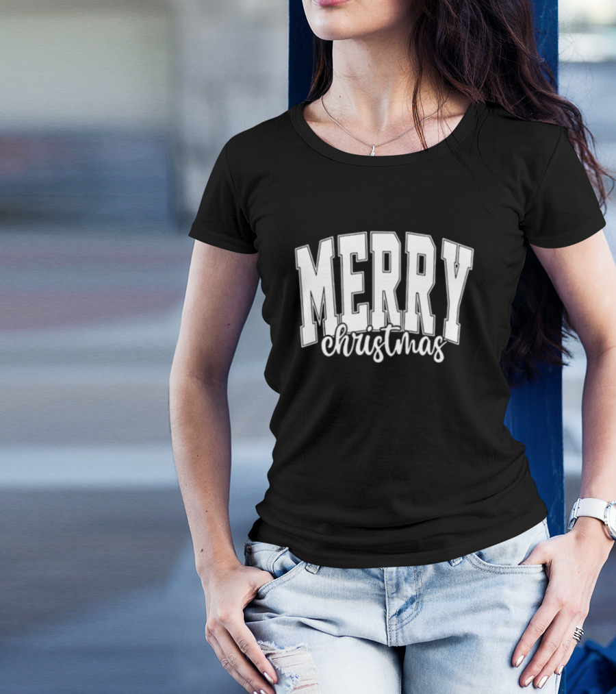 Merry Christmas Simple Classic Bold Festive Text T-Shirt