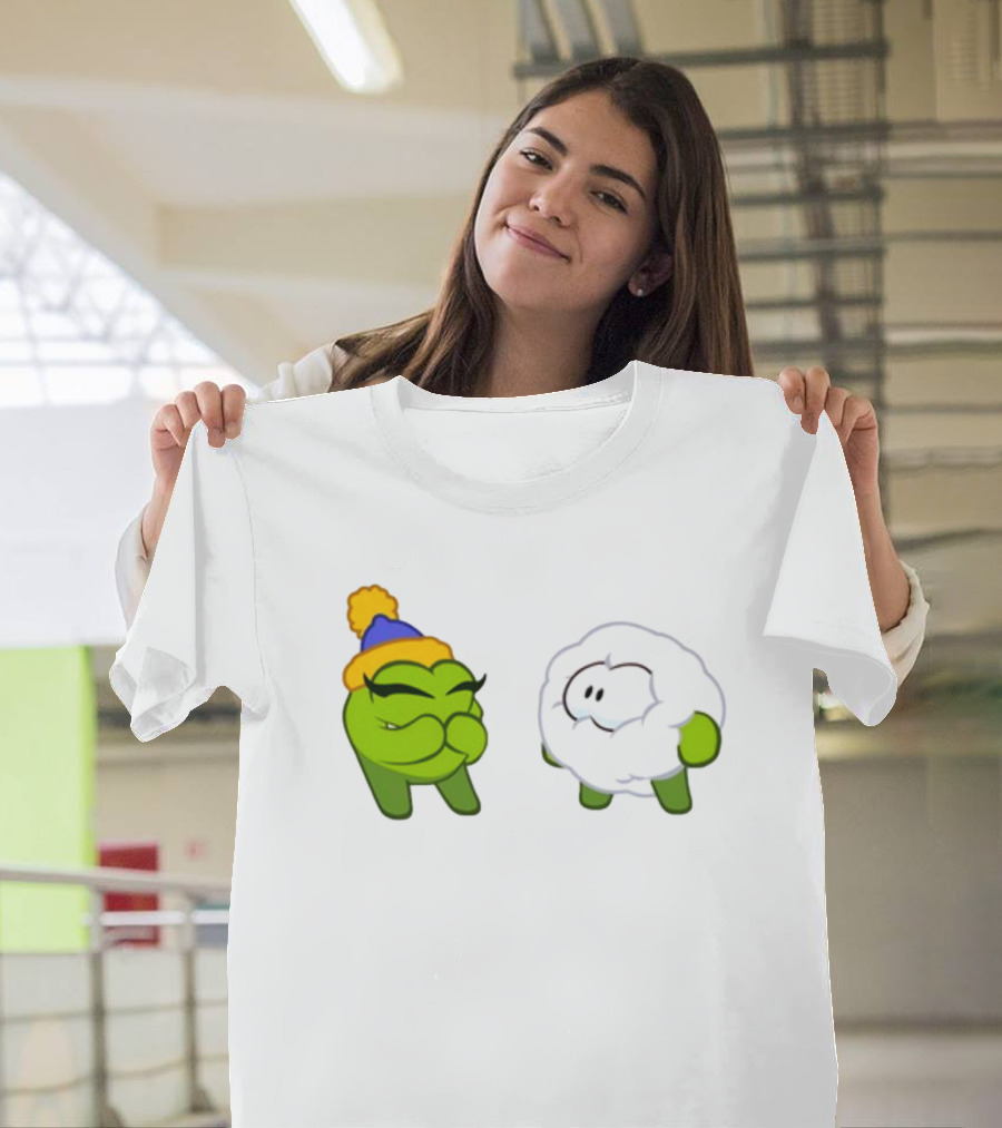 Cut The Rope Om Nom Winter With Snowball Character T-Shirt