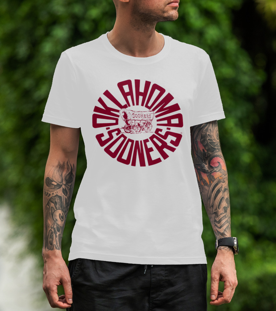 Oklahoma Sooners Covered Wagon Circle T-Shirt