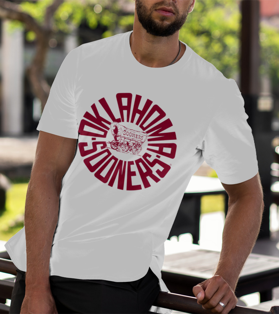 Oklahoma Sooners Covered Wagon Circle T-Shirt