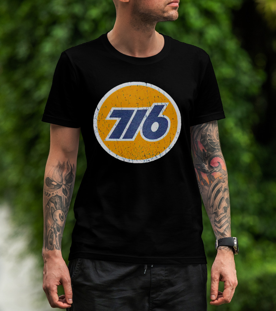 Pumped Up 716 Retro Sports Number Circle T-Shirt