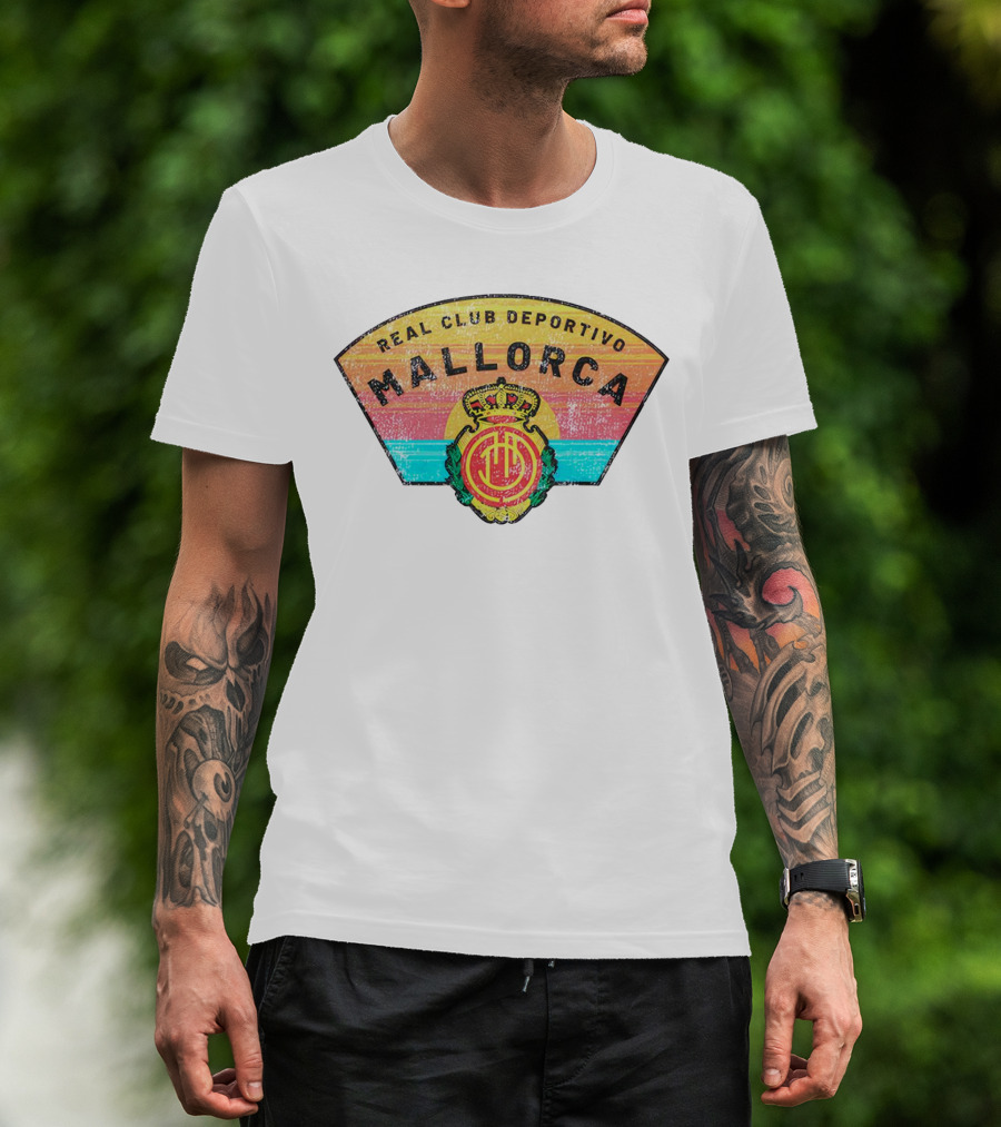 Real Club Deportivo Mallorca Vintage Logo Retro Stripes T-Shirt