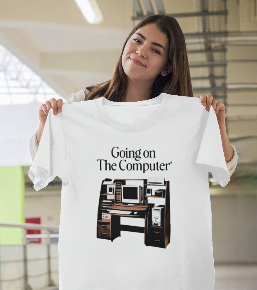 Going On The Computer In Loving Memory 1995-2207 Retro Desktop Setup T-Shirt