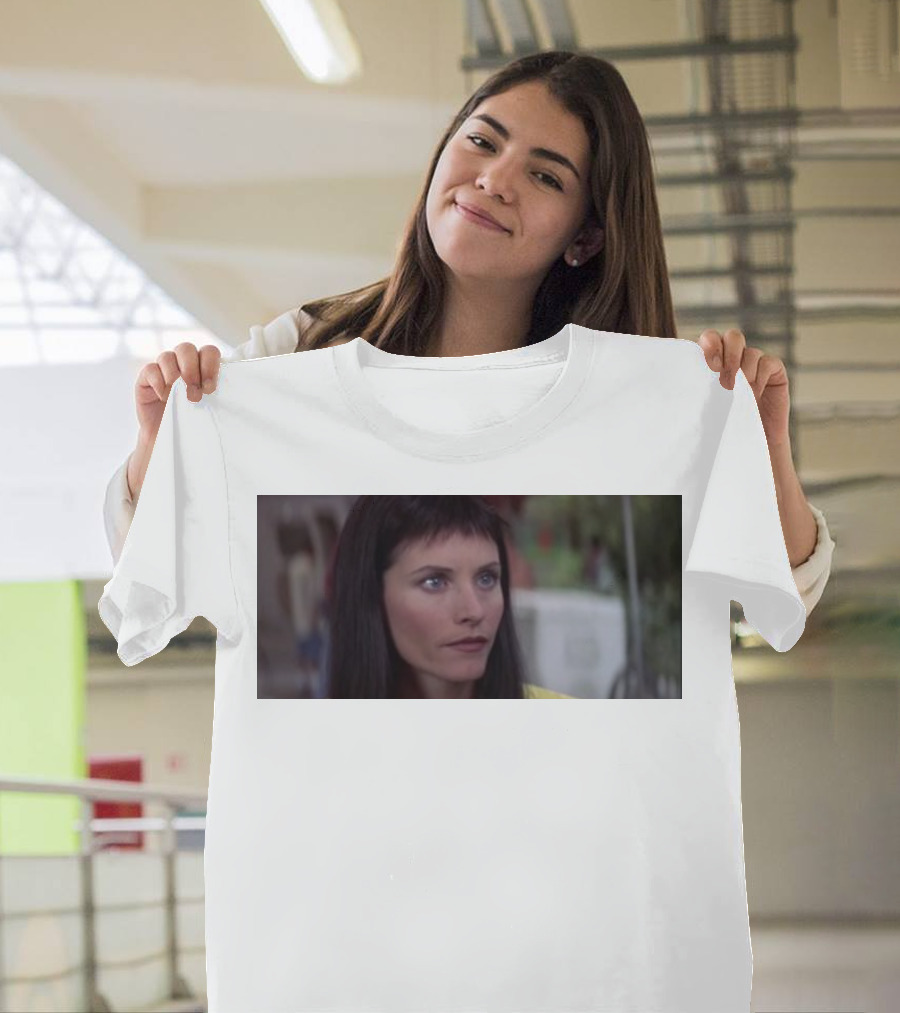 Courteney Cox Scream Movie Character House Party Scene T-Shirt