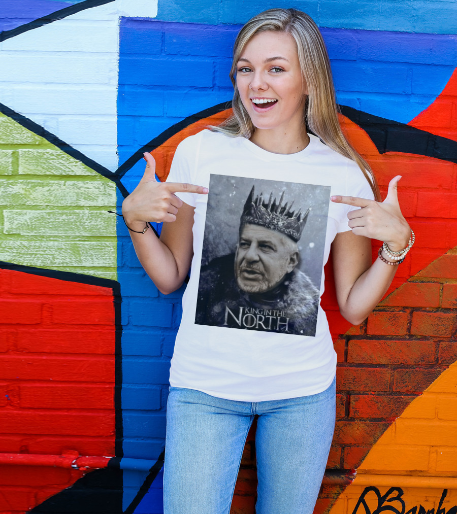 Bill Belichick King In The North Game Of Thrones Style Crown And Fur Cloak T-Shirt