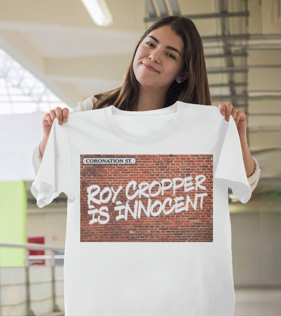 Coronation St Roy Cropper Is Innocent Brick Wall Graffiti Text T-Shirt