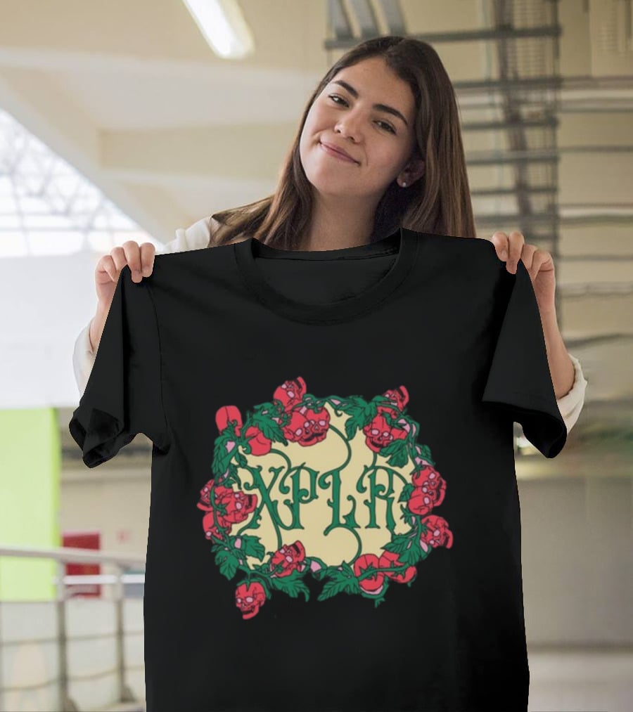 Shopxplr Skull Wreath XPLR Floral Skull T-Shirt