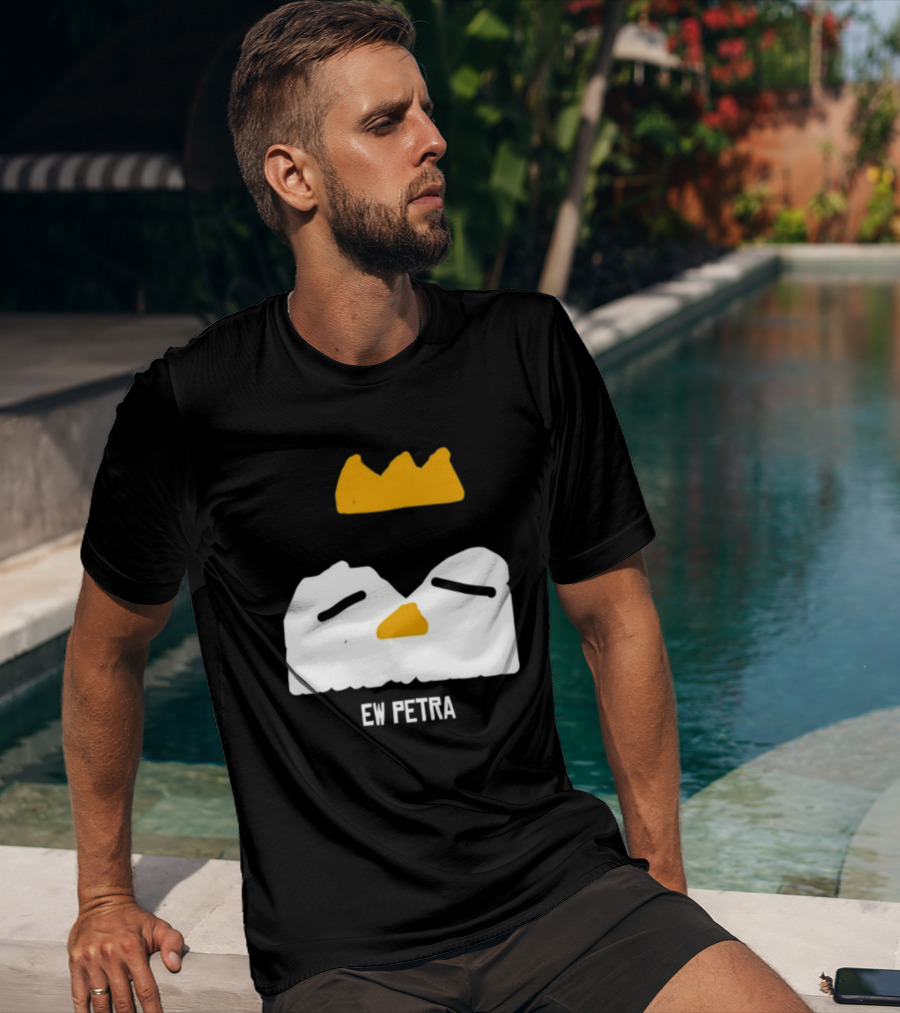 Ew Petra Gurin Clips Iconic T-Shirt