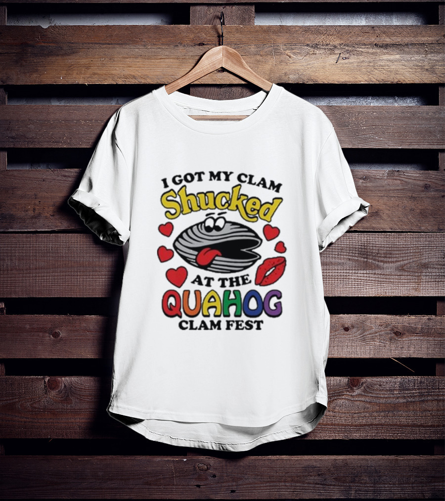 I Got My Clam Shucked At The Quahog Clam Fest Hearts And Lips T-Shirt