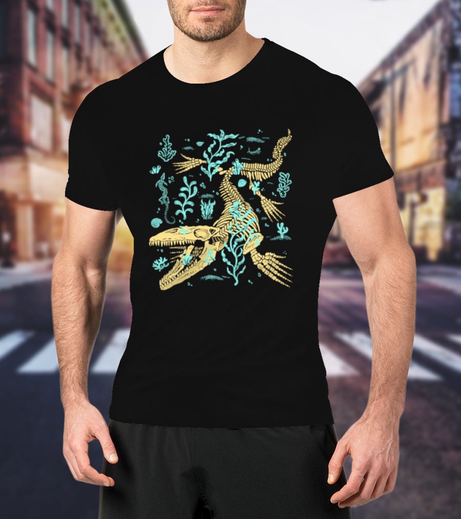 Mosasaurus Fossils Fitas Underwater Skeleton And Seaweed Scene T-Shirt