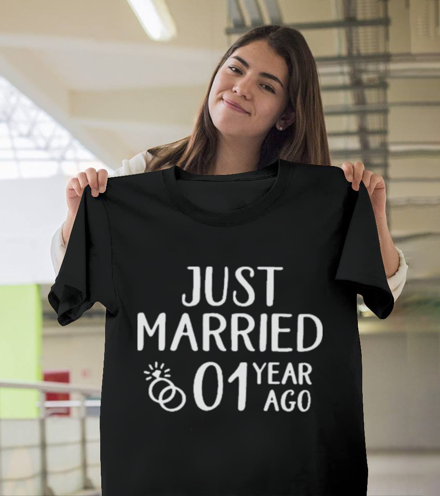Just Married 01 Year Ago Rings T-Shirt