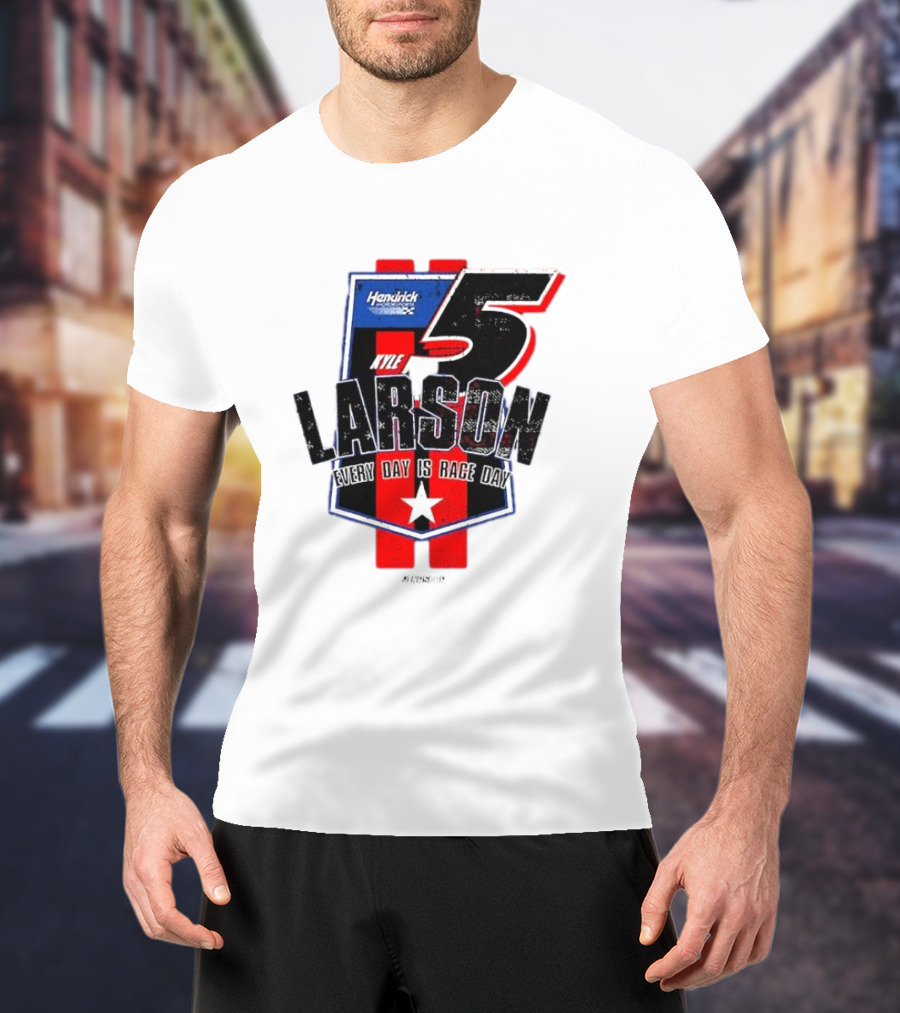 Kyle Larson Hendrick Motorsports Number 5 Every Day Is Race Day Flag T-Shirt