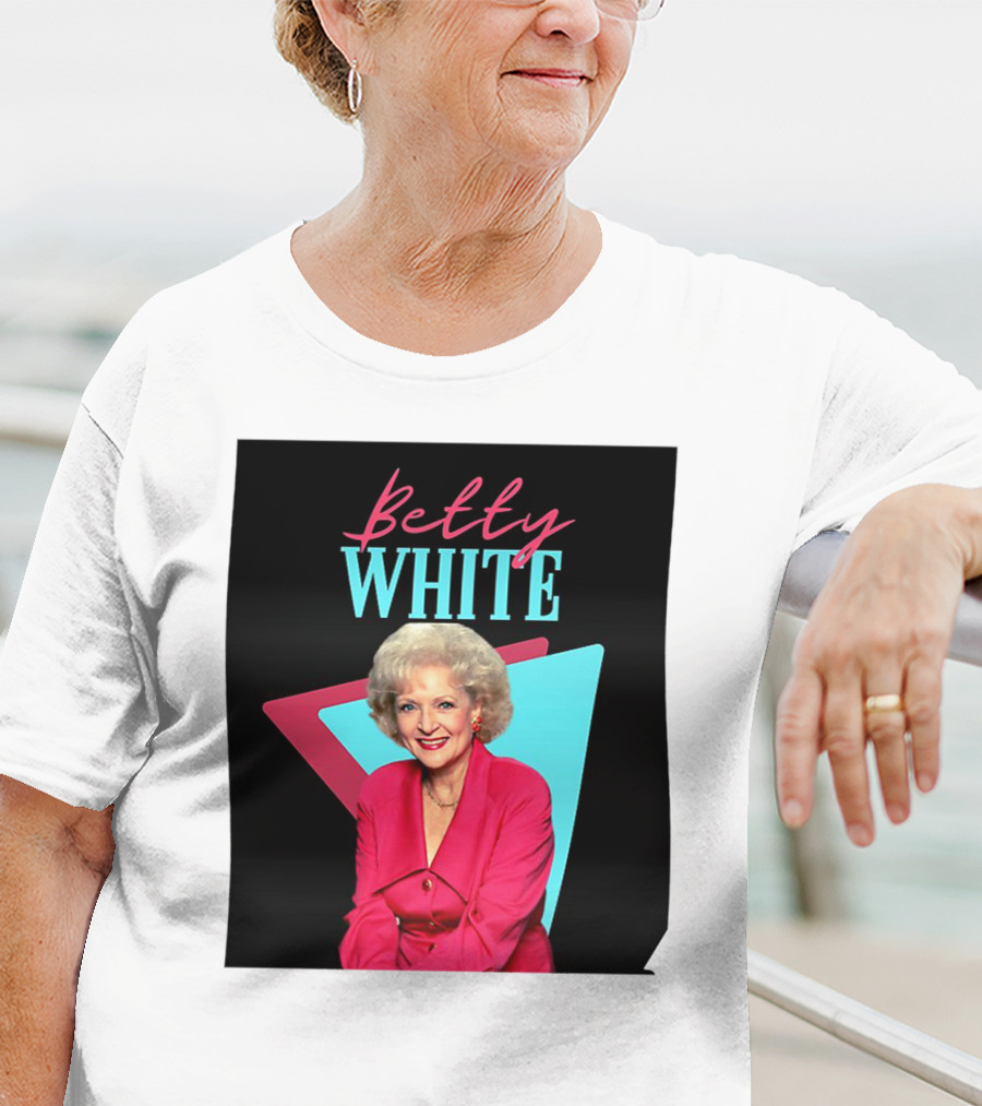 Betty White Golden Girls T-Shirt
