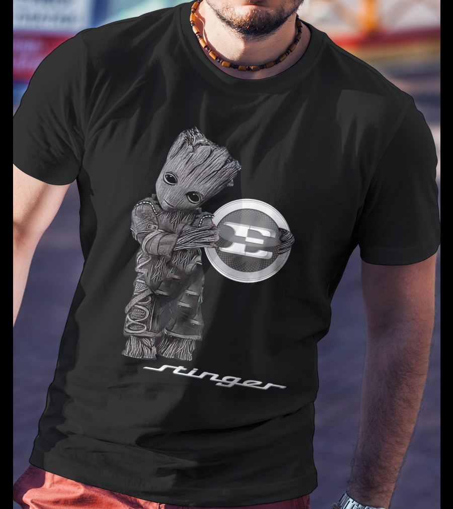 Stinger 02 Groot Holding T-Shirt