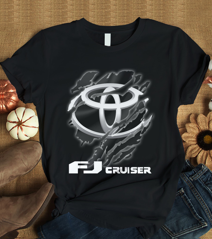 Fj Cruiser 01 Toyota Logo Claw Marks T-Shirt