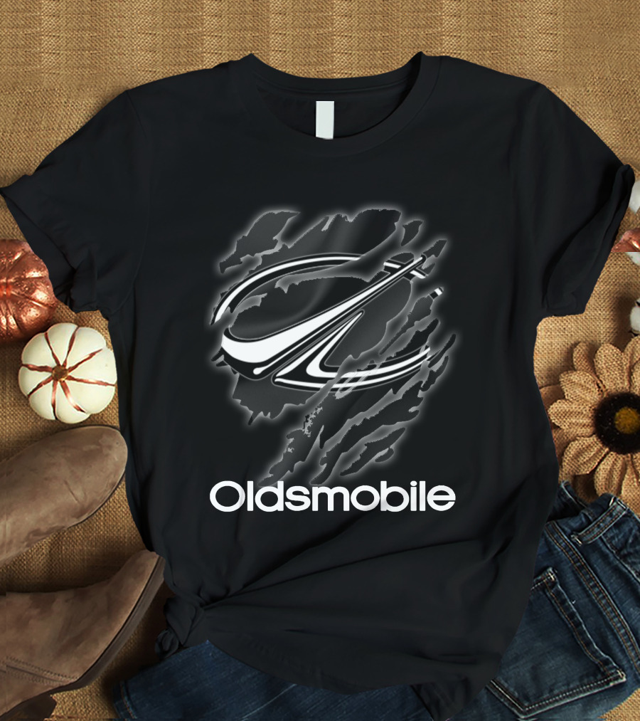 Oldsmobile Logo With Claw Marks Distressed Effect T-Shirt
