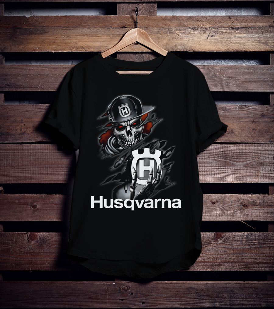 Husqvarna Skull With Cap And Logo T-Shirt