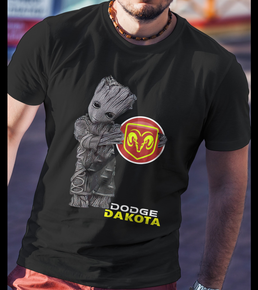 Dodge Dakota 04 Groot Holding Ram T-Shirt