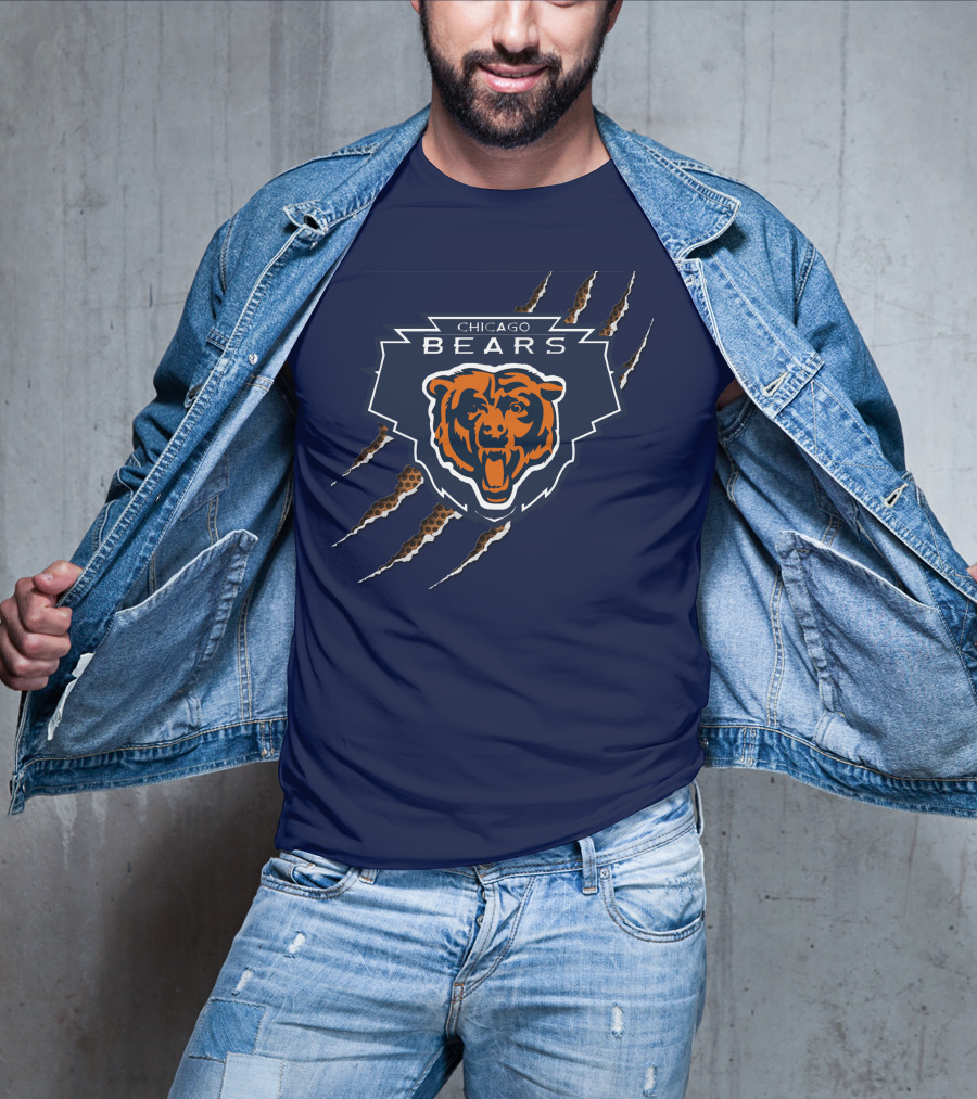 Chicago Bears Logo With Roaring Bear And Claw Marks T-Shirt