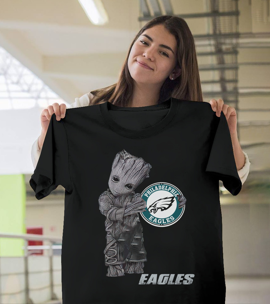 Groot Hugging Philadelphia Eagles Logo Eagles T-Shirt