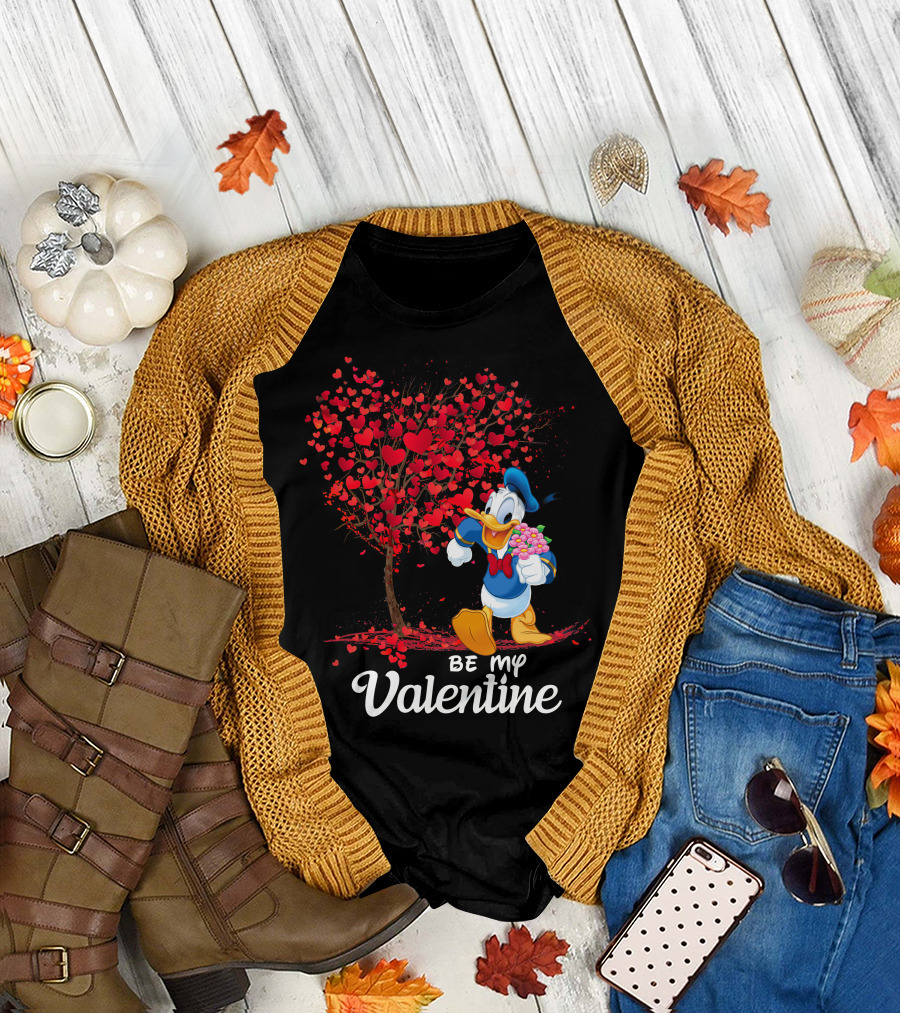 Donald Duck Be My Valentine Hearts Tree T-Shirt