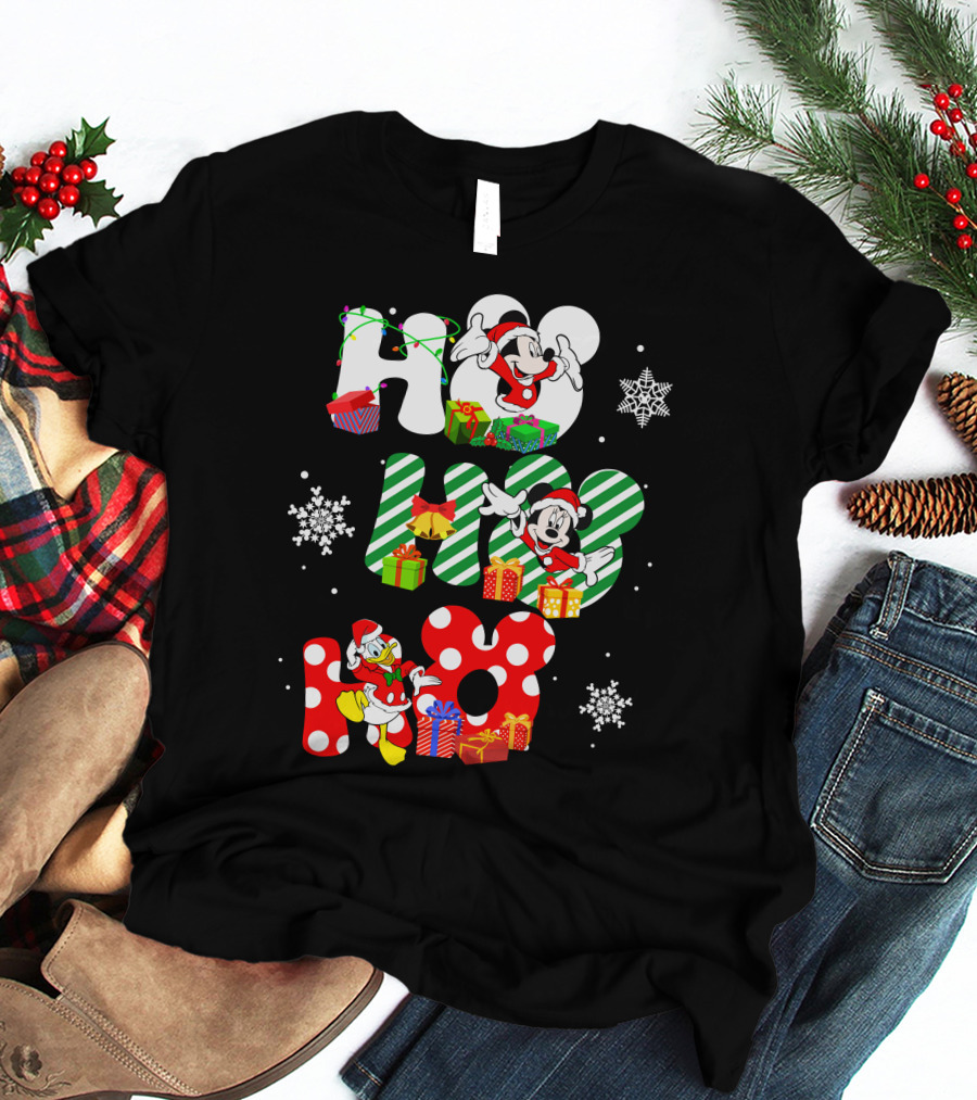 Mickey Mouse And Donald Duck Ho Ho Ho Christmas Snowflakes And Presents T-Shirt