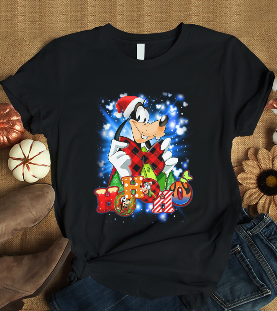 Goofy Hohoho Christmas Santa Hat Festive Bow Holiday Lights T-Shirt