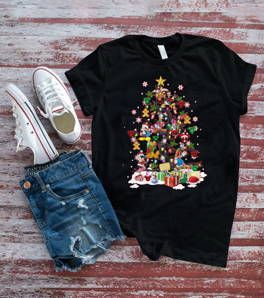 Mickey And Friends Christmas Tree With Donald Goofy And Disney Decorations T-Shirt