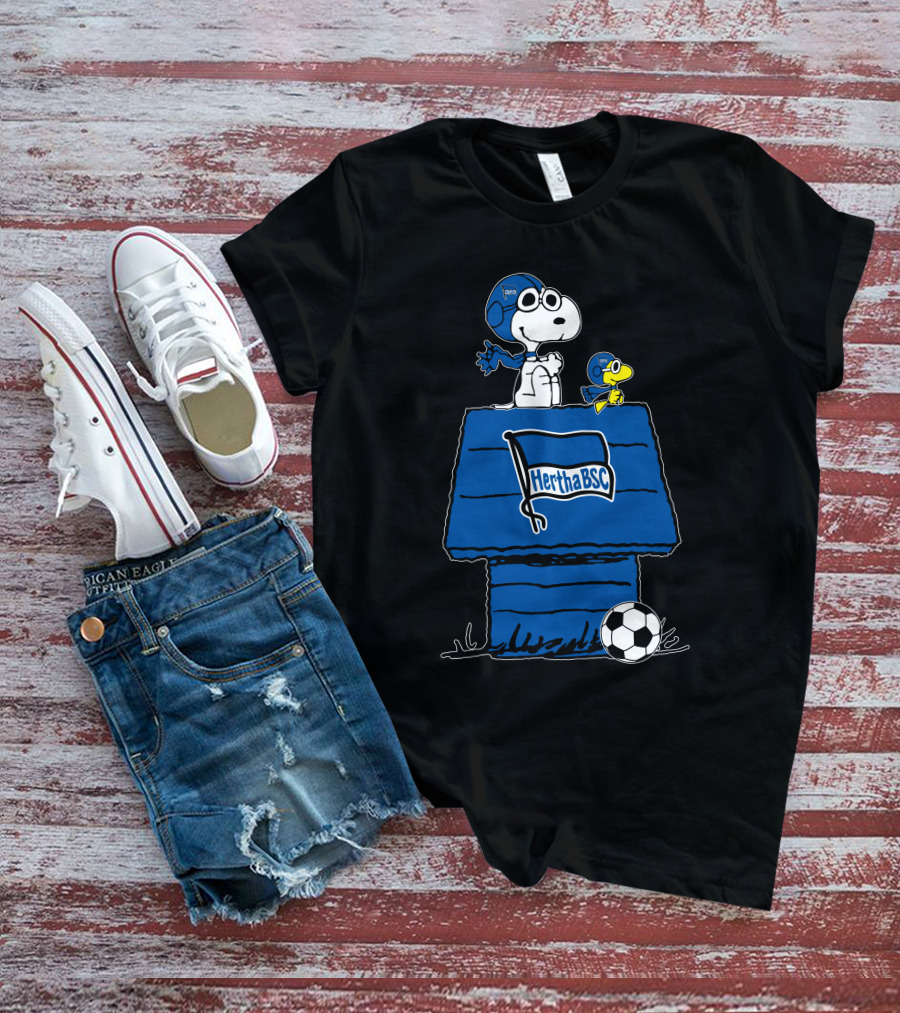 Hertha BSC Snoopy And Woodstock Doghouse Soccer T-Shirt