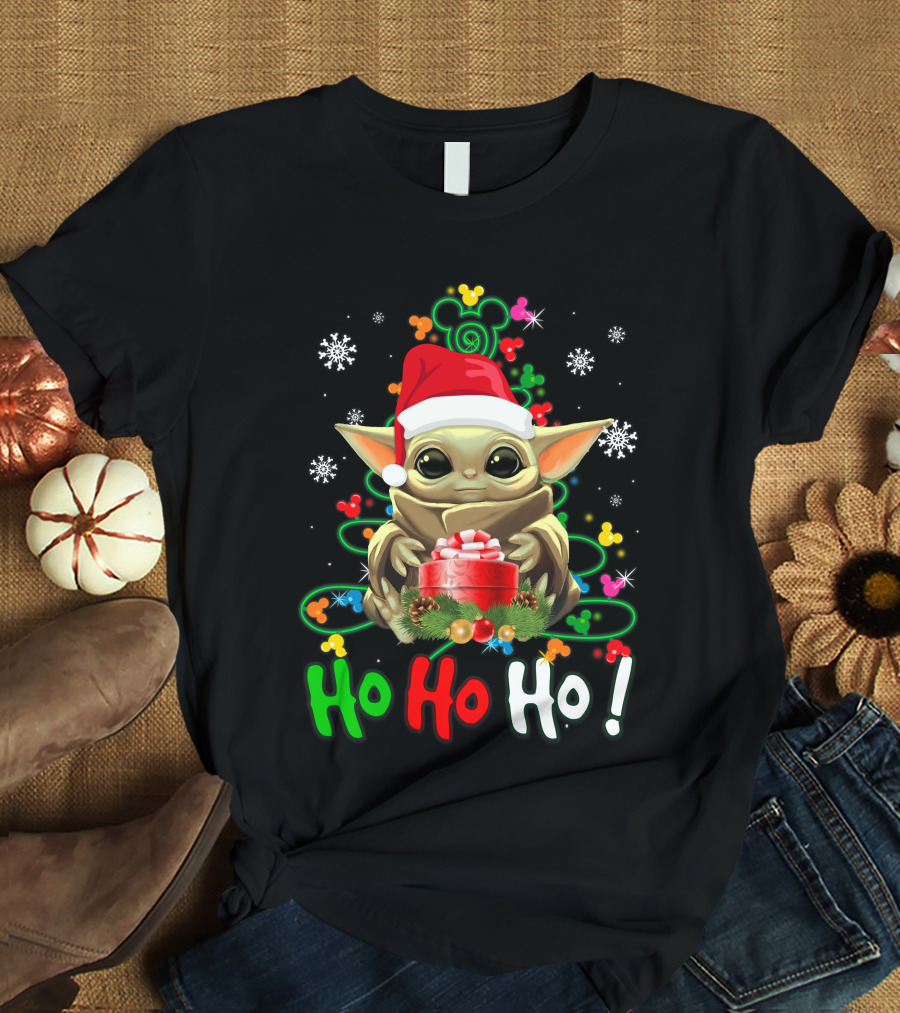 Ho Ho Ho Baby Yoda Christmas Santa Hat Gift Snowflakes T-Shirt
