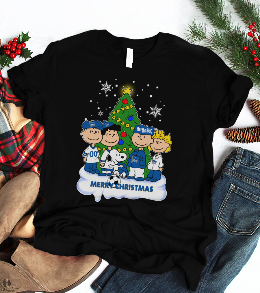 Hertha BSC Peanuts Merry Christmas Tree Scene T-Shirt