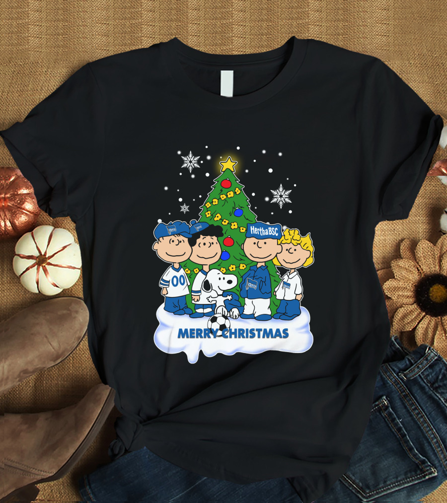 Hertha BSC Peanuts Merry Christmas Tree Scene T-Shirt